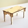 Table miniature 3D en bois